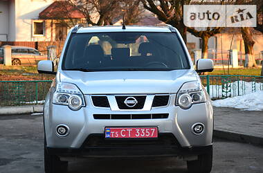 Внедорожник / Кроссовер Nissan X-Trail 2013 в Луцке