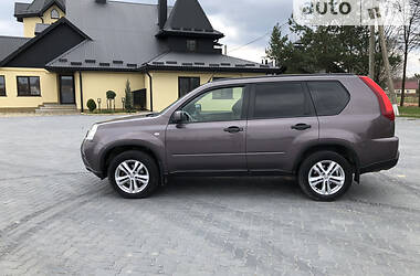 Внедорожник / Кроссовер Nissan X-Trail 2010 в Косове