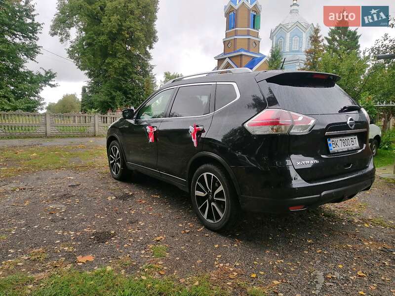 Позашляховик / Кросовер Nissan X-Trail 2014 в Рівному