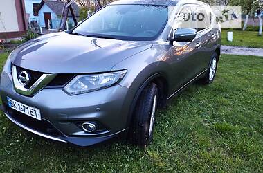 Позашляховик / Кросовер Nissan X-Trail 2014 в Дубні