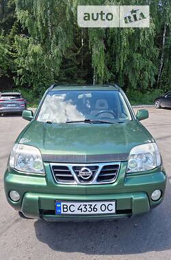 Позашляховик / Кросовер Nissan X-Trail 2001 в Сколе