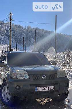 Внедорожник / Кроссовер Nissan X-Trail 2004 в Путиле