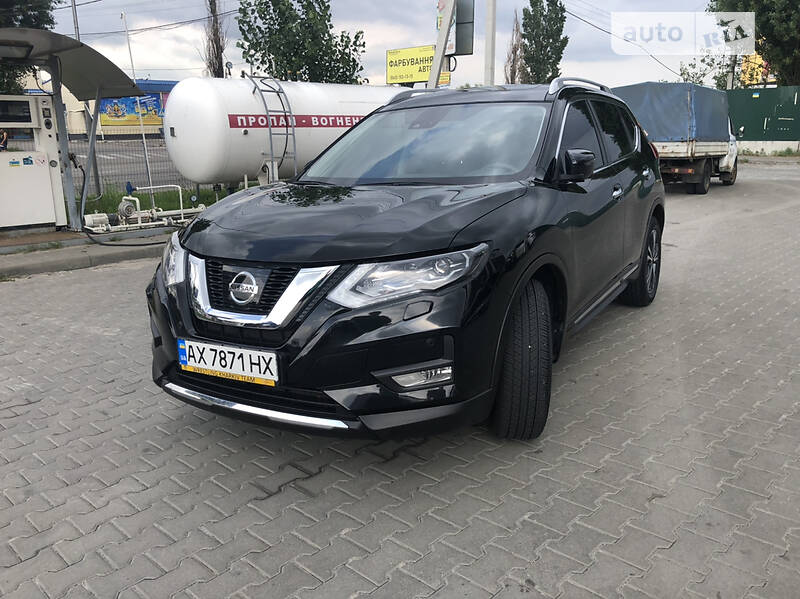 Позашляховик / Кросовер Nissan X-Trail 2019 в Києві