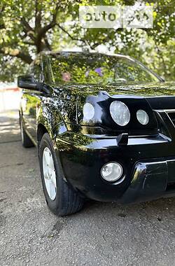Внедорожник / Кроссовер Nissan X-Trail 2003 в 