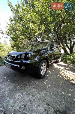 Внедорожник / Кроссовер Nissan X-Trail 2003 в 