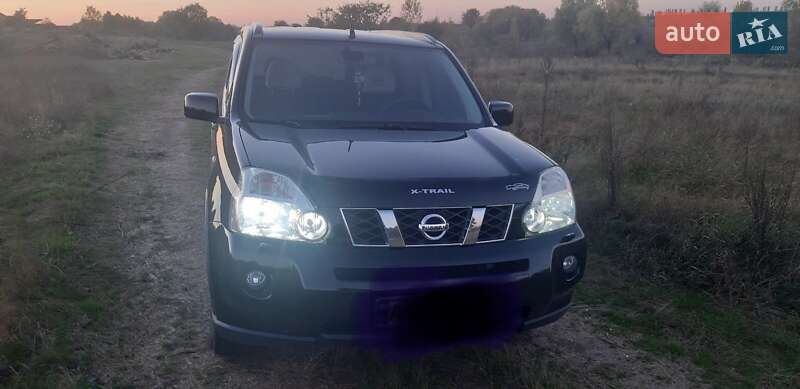 Позашляховик / Кросовер Nissan X-Trail 2008 в Києві