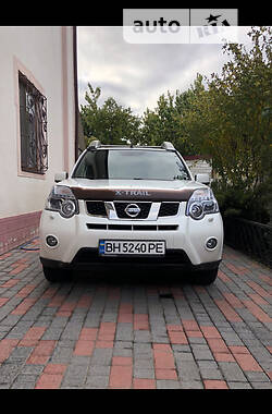 Позашляховик / Кросовер Nissan X-Trail 2011 в Одесі