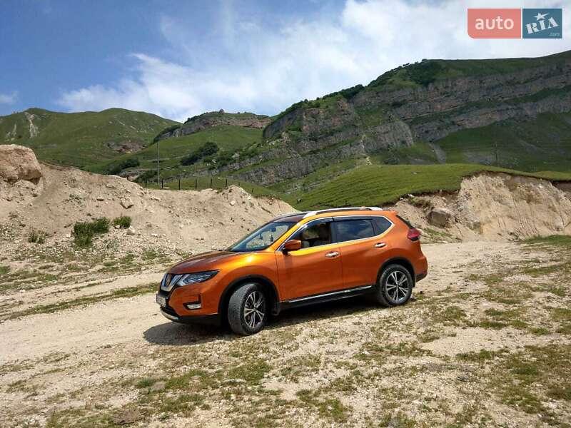 Внедорожник / Кроссовер Nissan X-Trail 2018 в Одессе