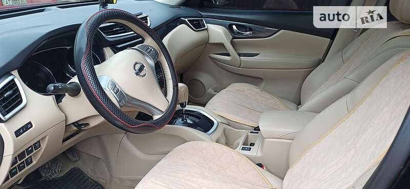 Позашляховик / Кросовер Nissan X-Trail 2015 в Коломиї