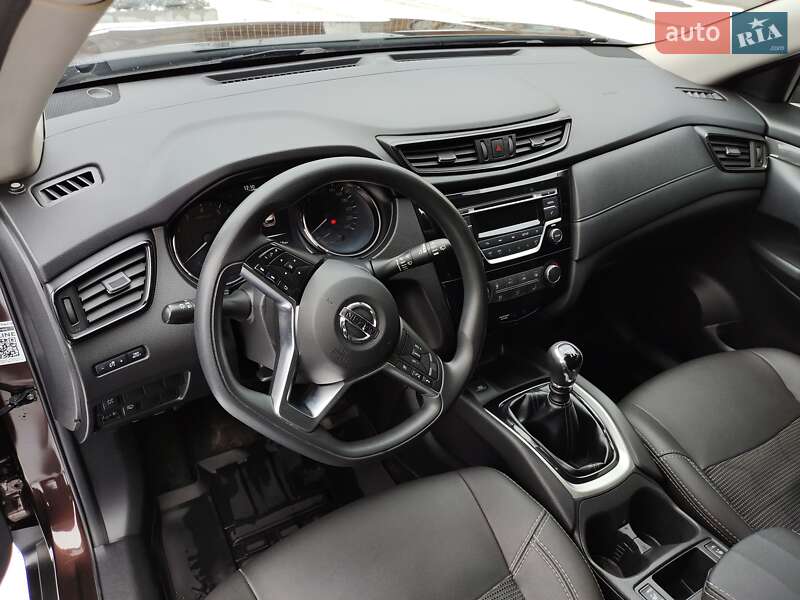 Внедорожник / Кроссовер Nissan X-Trail 2018 в Киеве