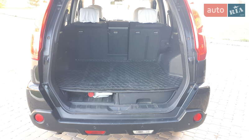 Позашляховик / Кросовер Nissan X-Trail 2007 в Харкові