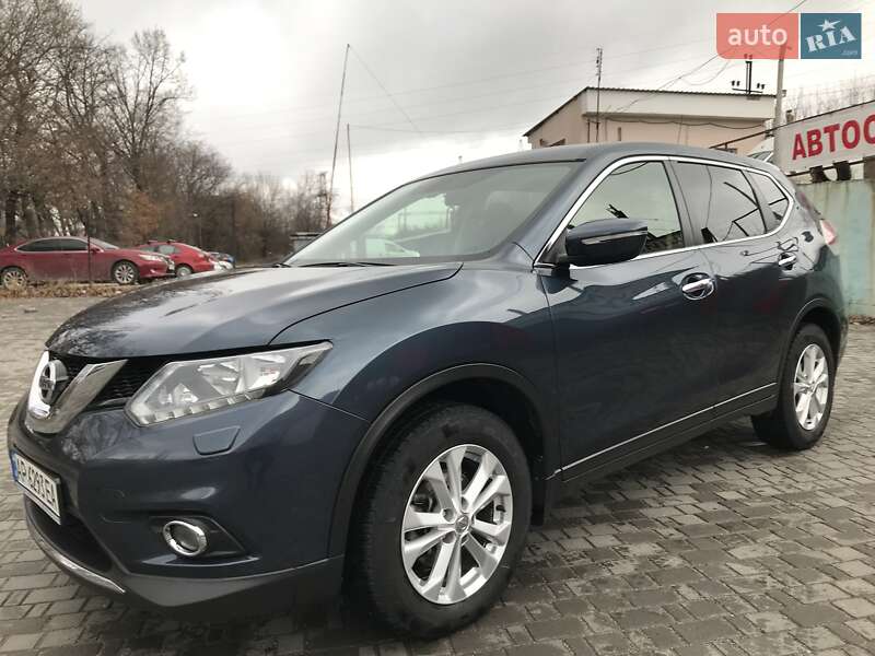 Позашляховик / Кросовер Nissan X-Trail 2015 в Запоріжжі