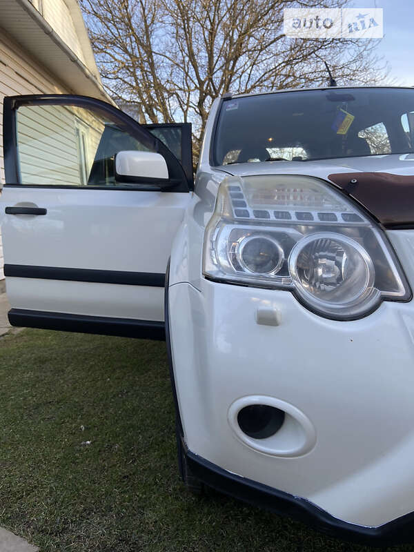 Внедорожник / Кроссовер Nissan X-Trail 2010 в Богородчанах