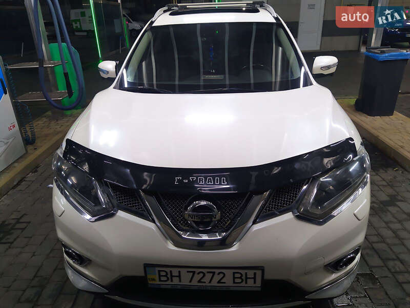 Позашляховик / Кросовер Nissan X-Trail 2015 в Одесі