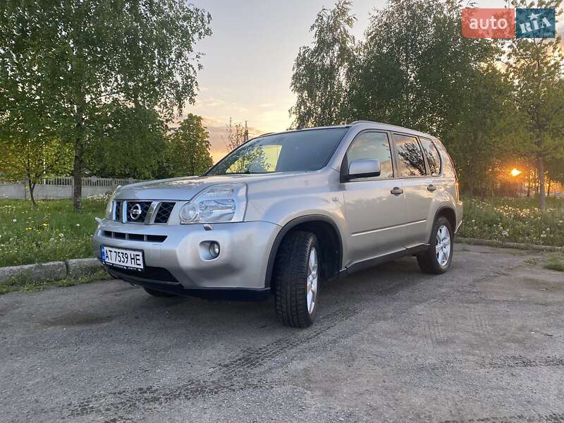 Позашляховик / Кросовер Nissan X-Trail 2008 в Івано-Франківську