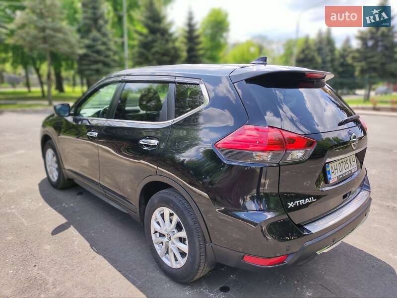 Позашляховик / Кросовер Nissan X-Trail 2018 в Першотравенську