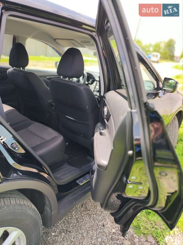 Позашляховик / Кросовер Nissan X-Trail 2018 в Першотравенську