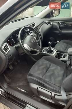 Внедорожник / Кроссовер Nissan X-Trail 2016 в Мукачево