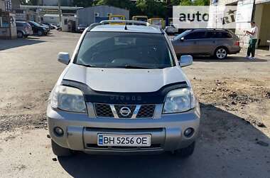 Внедорожник / Кроссовер Nissan X-Trail 2006 в 
