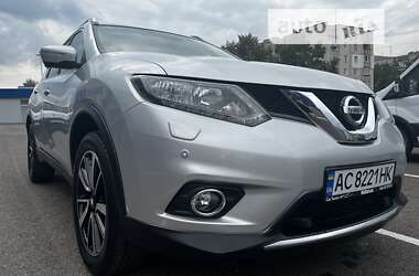 Внедорожник / Кроссовер Nissan X-Trail 2017 в Ковеле