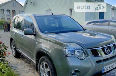 Внедорожник / Кроссовер Nissan X-Trail 2010 в Ровно