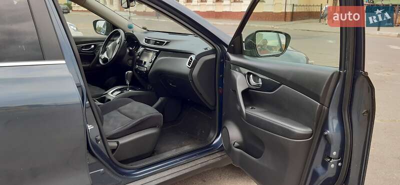 Внедорожник / Кроссовер Nissan X-Trail 2017 в Владимире