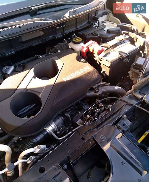 Внедорожник / Кроссовер Nissan X-Trail 2017 в Косове