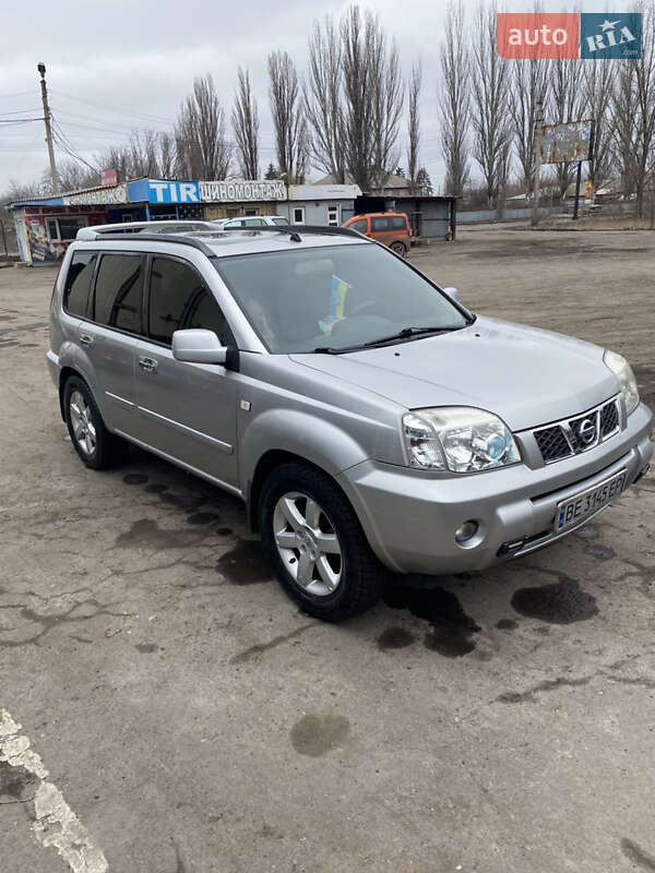 Внедорожник / Кроссовер Nissan X-Trail 2005 в Днепре