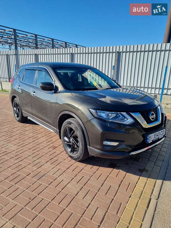 Позашляховик / Кросовер Nissan X-Trail 2018 в Полтаві