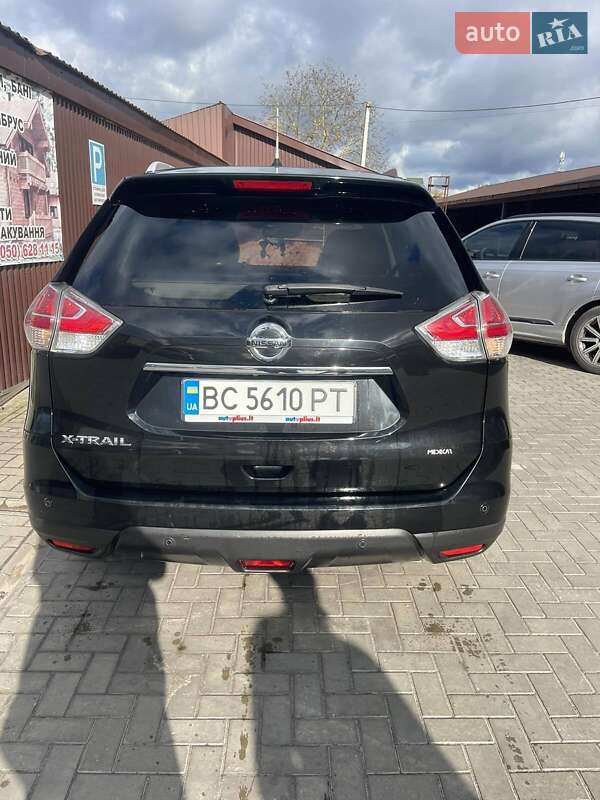 Позашляховик / Кросовер Nissan X-Trail 2014 в Володимирі