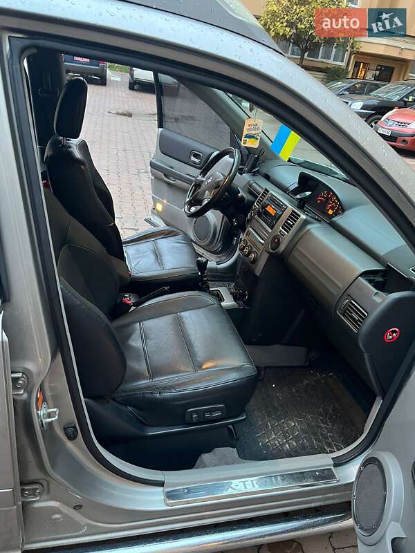 Позашляховик / Кросовер Nissan X-Trail 2004 в Хмельницькому