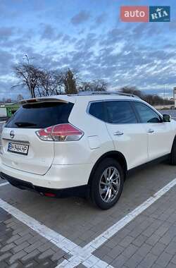 Внедорожник / Кроссовер Nissan X-Trail 2014 в 
