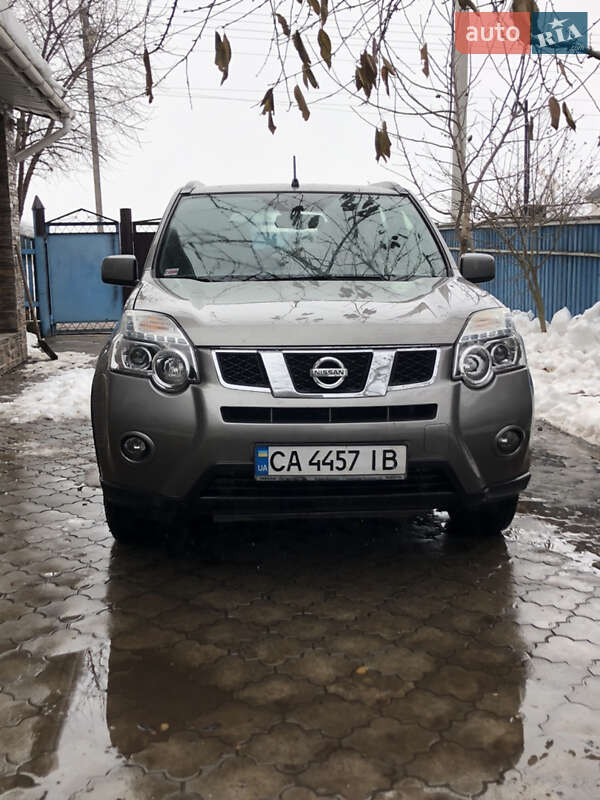 Внедорожник / Кроссовер Nissan X-Trail 2014 в Черкассах