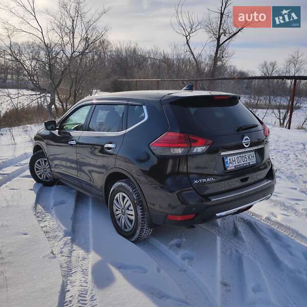 Позашляховик / Кросовер Nissan X-Trail 2018 в Першотравенську