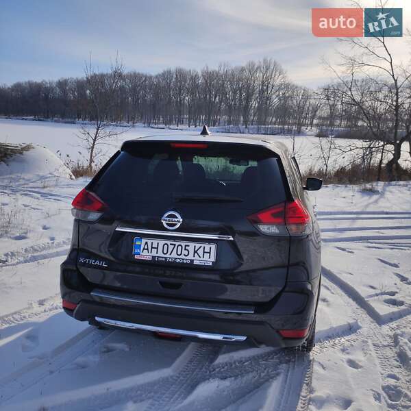 Позашляховик / Кросовер Nissan X-Trail 2018 в Першотравенську