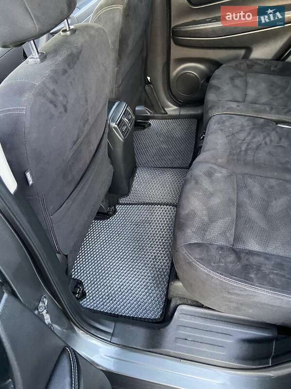 Внедорожник / Кроссовер Nissan X-Trail 2015 в Виннице фото 14 Внедорожник / Кроссовер Nissan X-Trail 2015 в Виннице