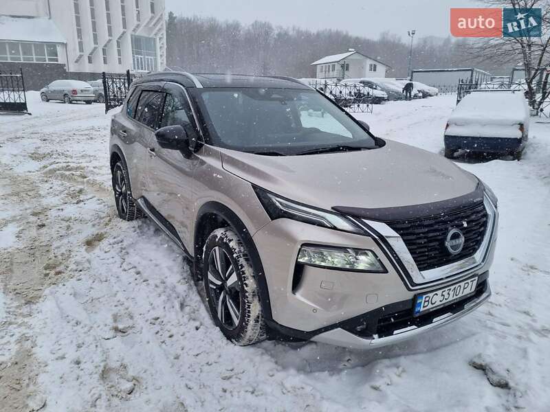 Внедорожник / Кроссовер Nissan X-Trail 2023 в Львове