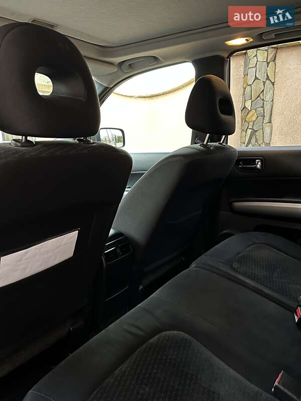 Позашляховик / Кросовер Nissan X-Trail 2012 в Рівному
