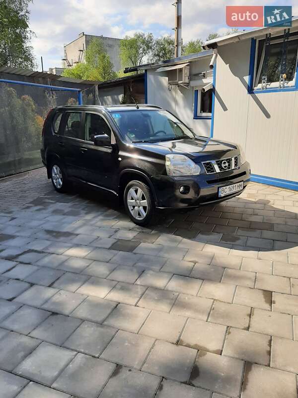 Позашляховик / Кросовер Nissan X-Trail 2008 в Львові