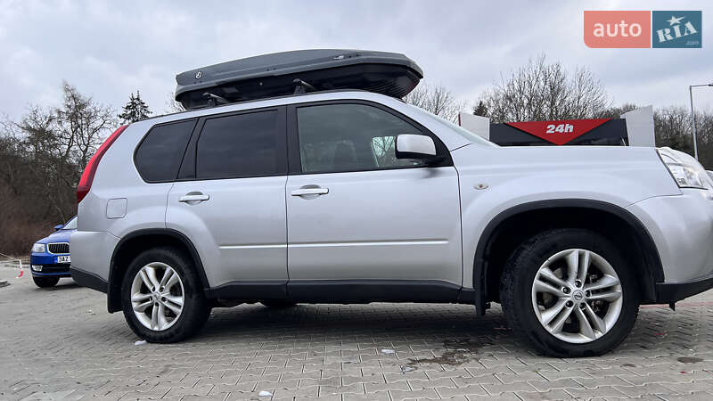 Внедорожник / Кроссовер Nissan X-Trail 2010 в Калуше