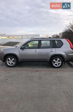 Внедорожник / Кроссовер Nissan X-Trail 2014 в 