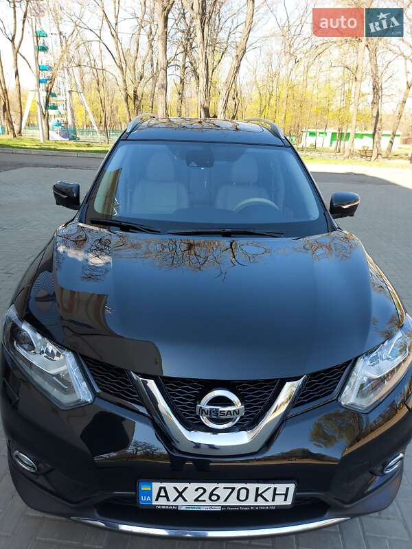 Внедорожник / Кроссовер Nissan X-Trail 2016 в Львове