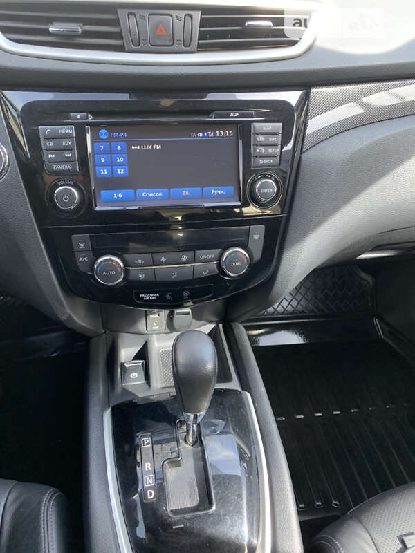 Позашляховик / Кросовер Nissan X-Trail 2017 в Харкові