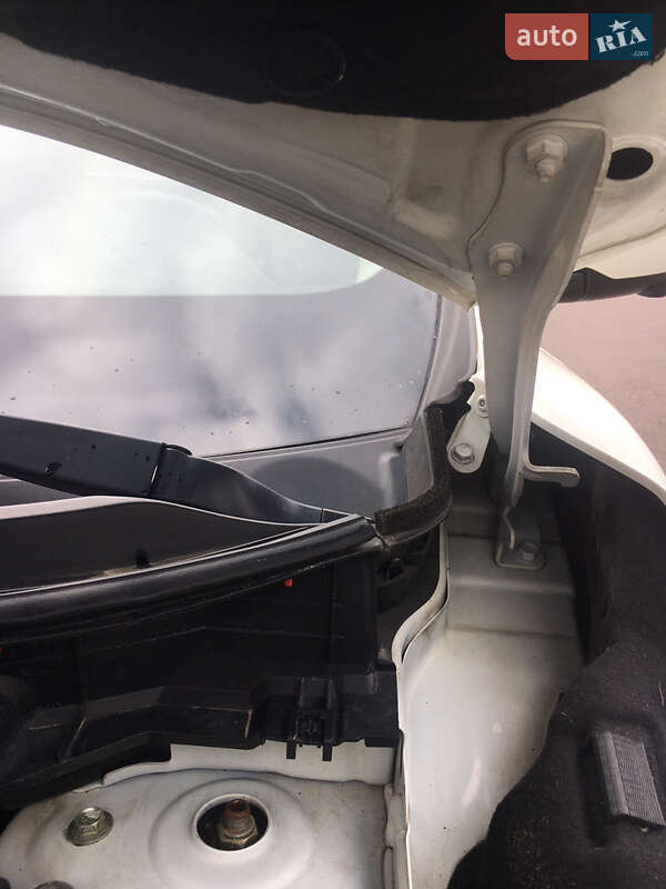 Внедорожник / Кроссовер Nissan X-Trail 2014 в Ровно