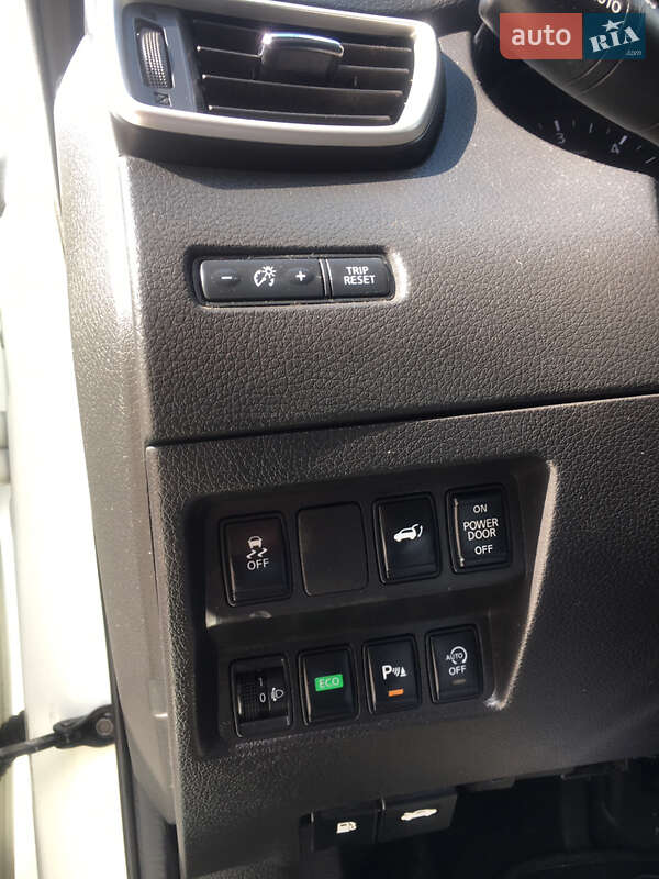 Внедорожник / Кроссовер Nissan X-Trail 2014 в Ровно