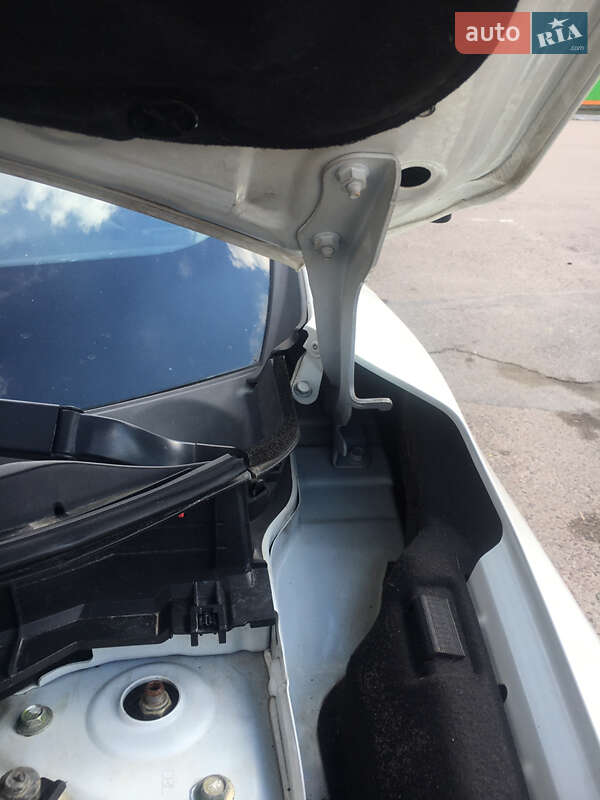 Внедорожник / Кроссовер Nissan X-Trail 2014 в Ровно