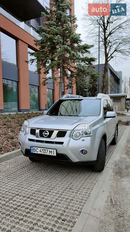 Nissan X-Trail 2012