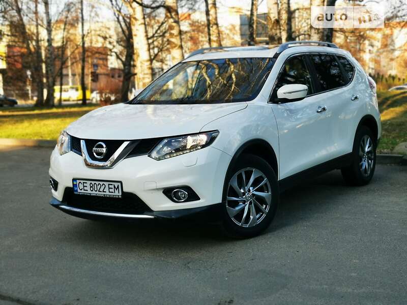Внедорожник / Кроссовер Nissan X-Trail 2016 в Черновцах