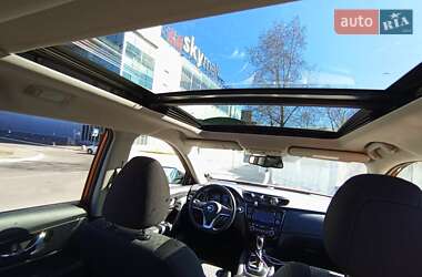 Позашляховик / Кросовер Nissan X-Trail 2017 в 