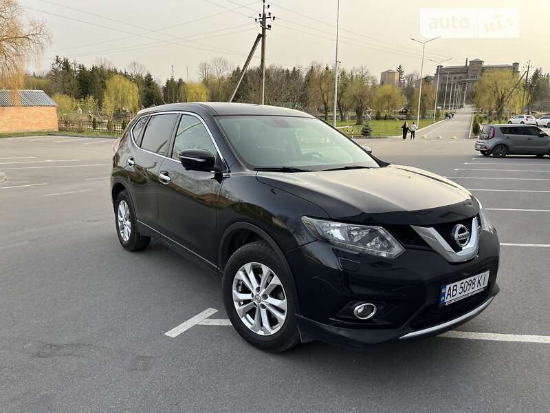 Внедорожник / Кроссовер Nissan X-Trail 2016 в Виннице